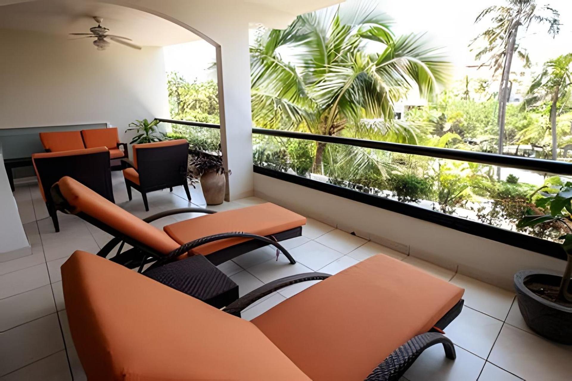 נובו ואלארטה Grand Marina Villas מראה חיצוני תמונה